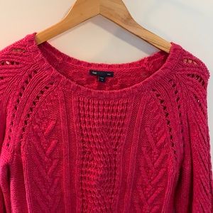 Red GAP sweater